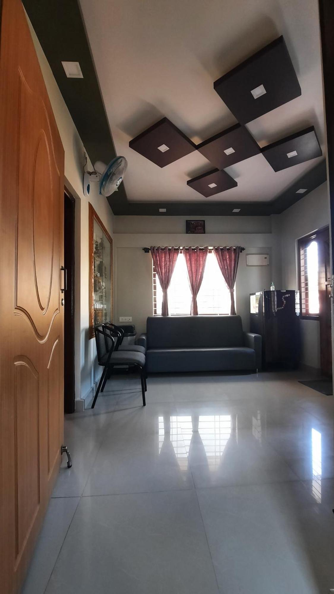 Varam Homestay マディケーリ エクステリア 写真